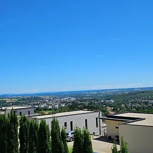 Hébergement de vacances T3 Avec Vue Sur Les Alpes, Vienne (Isere)